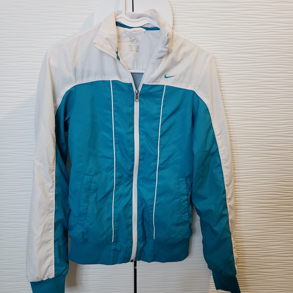 Nike sweatshirt